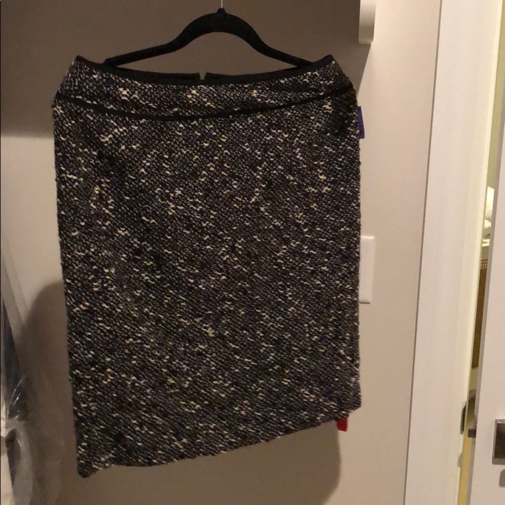 NWT “Nubby” nanette lepore skirt size 8